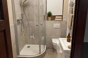 Stilvolle 4-Zimmer-Altbauwohnung mit Balkon und Originaldetails  – Admiralstraße 00, 28215 Findorff-Bürgerweide, Bremen – Vorschaubild 10