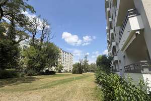 SEHR GEFÄLLIGE GEPFLEGTE 3 ZIMMER WHG IN RUHIGER LAGE - in BOGENHAUSEN OST – Denninger Strasse 218, 81927 Englschalking, München – Vorschaubild 2
