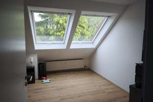 Moderne Maisonettewohnung mit Balkon & Blick ins Grüne – 3 Zimmer auf 107 m² in Lauf – Obere Rötelstraße 19b, 77886 Lauf – Vorschaubild 6
