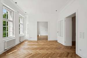 Kernsaniertes Altbau-Juwel in Oberkassel