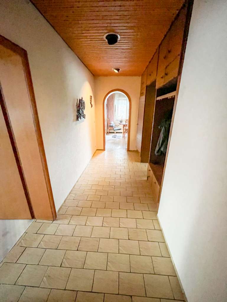 Immobilie in Gütersloh - Attraktives Mehrfamilienhaus mit Entwicklungspotenzial
***4256 G in Kattenstroth - Bild 3