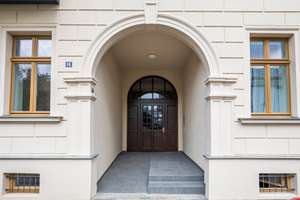 Großzügige 4‑Zimmer‑Wohnung mit Balkon & Aufzug im begehrten Zentrum‑Süd – Die vollständige Adresse der Immobilie erhältst du vom Anbieter., 4107 Zentrum-Süd, Leipzig – Vorschaubild 2