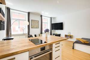 Vollmöbliert! Ludwigsvorstadt: Zeitlose Altbau-Eleganz zwischen Stachus und Theresienwiese – Landwehrstraße 8, 80336 Ludwigsvorstadt-Kliniken, München – Vorschaubild 2
