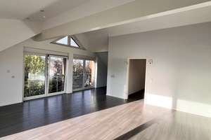  3-Zimmer-Dachgeschosswohnung (107 m²) mit Balkon, Garage, Stellplatz und unverbaubarem Weitblick – Die vollständige Adresse der Immobilie erhältst du vom Anbieter., 50226 Frechen – Vorschaubild 4