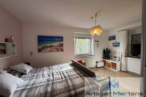 (M)EIN Zweifamilienhaus in MG-Kothausen
Wohnlichkeit auf ca. 120 m² inkl. Doppelgarage & Gartenoase – Kothausen 38, 41179 Rheindahlen-Land, Mönchengladbach – Vorschaubild 14