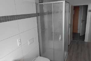 Moderne 4-Raum Wohnung mit Aufzug – 9126 Bernsdorf, Chemnitz – Vorschaubild 3