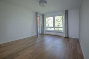 Bremen-Horn-Lehe - Modernisierte 4-Zimmer-Wohnung mit Loggia und Blick ins Grüne – Die vollständige Adresse der Immobilie erhältst du vom Anbieter., 28357 Lehesterdeich, Bremen – Vorschaubild 6