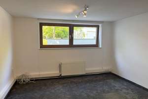 EFH mit ausgebauter Nutzfläche im Souterrain und 2 Garagen – Die vollständige Adresse der Immobilie erhältst du vom Anbieter., 47803 Inrath/Kliedbruch, Krefeld – Vorschaubild 12