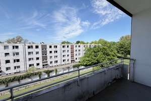 „Stilvolle Leichtigkeit – helle 3-Zimmerwohnung mit Balkonflair“ – Wiesbadener Str. 26, 47138 Obermeiderich, Duisburg – Vorschaubild 9