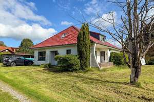 Nahe Husum, viel Potenzial für eigene Ideen: Sanierungsbedürftiges Wohnhaus auf großem Grundstück – Die vollständige Adresse der Immobilie erhältst du vom Anbieter., 25872 Wittbek – Vorschaubild 6