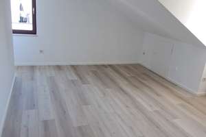2 Zimmer DG Wohnung (ohne Balkon) in München-Trudering – Hippelstr. 55a, 81827 Waldtrudering, München – Vorschaubild 2