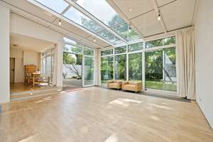 Historische Villa mit Charakter – Raum für Kreativität und Familie – Die vollständige Adresse der Immobilie erhältst du vom Anbieter., 40221 Bilk, Düsseldorf – Vorschaubild 2