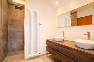 Stilvolles Einfamilienhaus mit Einliegerwohnung und Doppelgarage auf weitläufigem Grundstück zur Mie – Die vollständige Adresse der Immobilie erhältst du vom Anbieter., 72766 Reutlingen-Mitte, Reutlingen – Vorschaubild 7