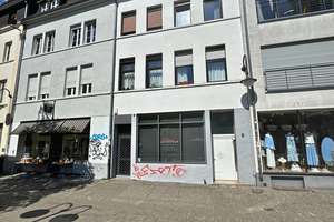 Gepflegte Wohnung auf dem St. Johanner Markt – Kronenstraße 8, 66111 Sankt Johann, Saarbrücken – Vorschaubild 1
