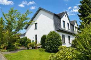 Seltene Gelegenheit in KR-Verberg! Einfamilienhaus mit Charakter, Substanz und Entwicklungspotenzial – Die vollständige Adresse der Immobilie erhältst du vom Anbieter., 47802 Verberg, Krefeld – Vorschaubild 2