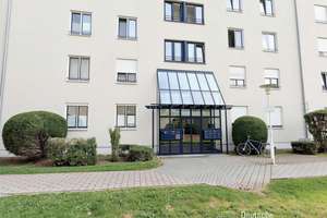 Helle 3-Zimmer-Wohnung mit Wintergarten in Augsburg-Haunstetten – Die vollständige Adresse der Immobilie erhältst du vom Anbieter., 86179 Haunstetten-West, Augsburg – Vorschaubild 2