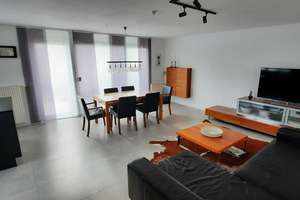 695000 € 
Auszug nach Vereinbarung 
Ohne Makler 
Modernes Reiheneckhaus in Zuffenhausen – Die vollständige Adresse der Immobilie erhältst du vom Anbieter., 70437 Zuffenhausen-Im Raiser, Stuttgart – Vorschaubild 9