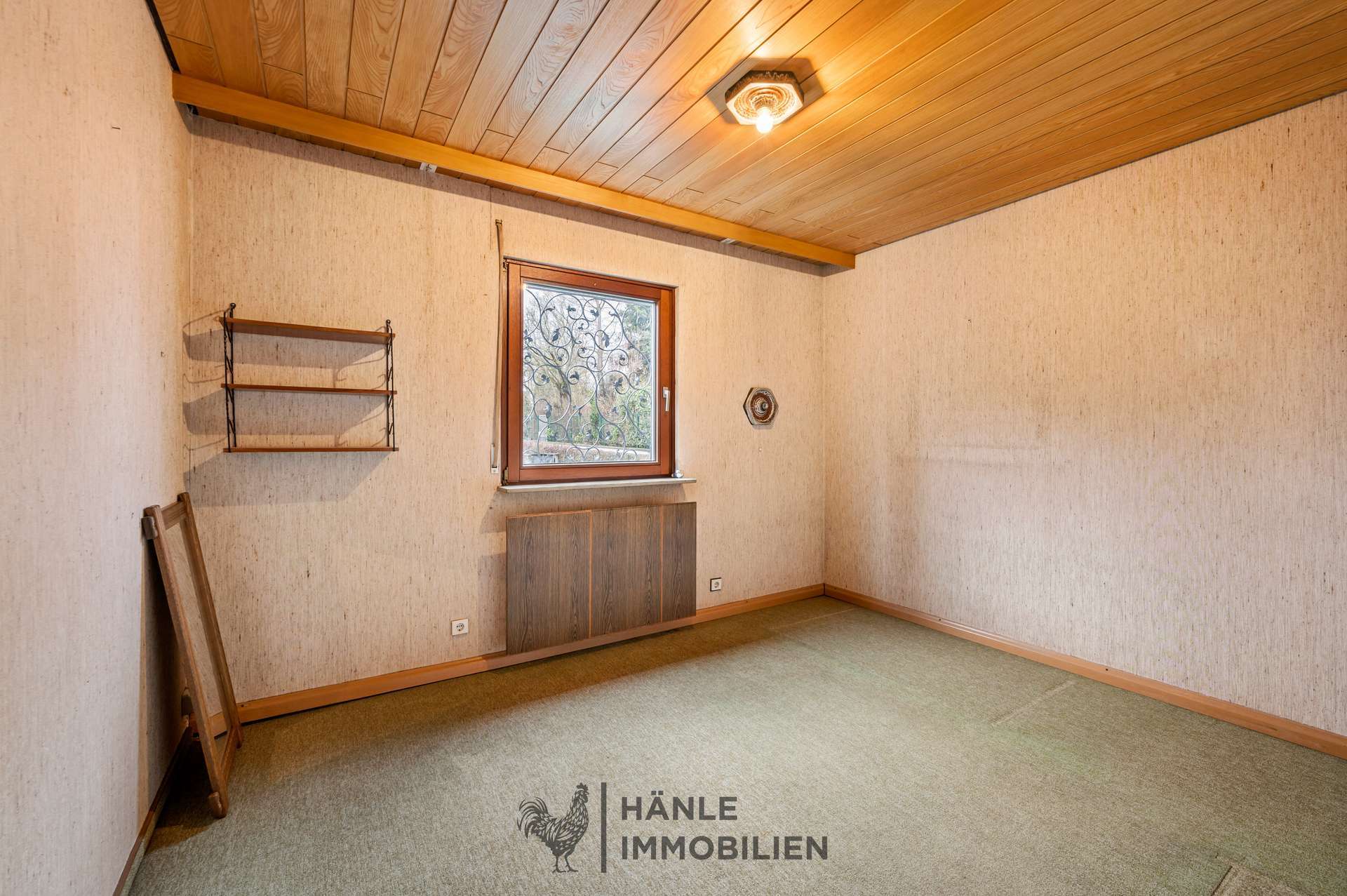 Immobilie in Neuenstadt am Kocher - Freistehendes Einfamilienhaus mit Garage in Neuenstadt zu verkaufen! - Bild 1