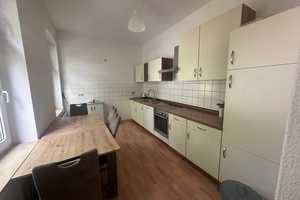 ruhige 3 Raum Wohnung Nähe Stadtpark Balkon und Einbauküche – Straßburger Straße 25, 9120 Chemnitz – Vorschaubild 1