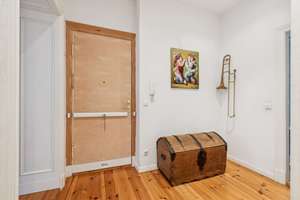 GRÜNDERZEIT-ALTBAUWOHNUNG MIT 2 BALKONEN, AUFZUG UND ENERGIEEFFIZIENZKLASSE B IN BESTLAGE – Liebigstraße 36, 10247 Friedrichshain, Berlin – Vorschaubild 6