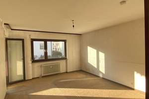 Helle 4-Zimmer-Wohnung mit großem Westbalkon und Einzelgarage – 70499 Weilimdorf (Ortsteil), Stuttgart – Vorschaubild 8
