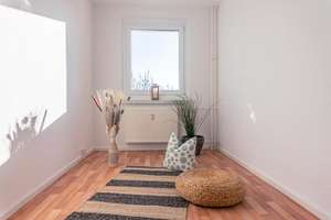 3-Raum-Wohnung mit Balkon in attraktiver Wohnlage – Stollberger Str. 19b, 9119 Kapellenberg, Chemnitz – Vorschaubild 3