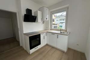 Erstbezug nach Sanierung - Moderne 2-Zimmer-Wohnung mit neuer Einbauküche
