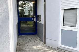 Helle 3-Zimmer-Wohnung mit Balkon, TG-Stellplatz & Aufzug in München-Bogenhausen – Taimerhofstraße 21, 81927 Oberföhring, München – Vorschaubild 2