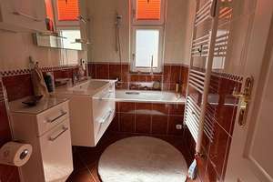 Helle, ruhige 5-Zimmer-Wohnung (104 qm) in Berlin-Schmargendorf, bezugsfrei ab Juni 2027 – Die vollständige Adresse der Immobilie erhältst du vom Anbieter., 14199 Schmargendorf, Berlin – Vorschaubild 6