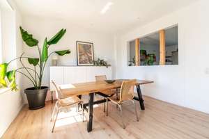 Liebevoll saniertes Einfamilienhaus mit vermieteter Einliegerwohnung. 178m². Einzugsfertig. – Die vollständige Adresse der Immobilie erhältst du vom Anbieter., 42719 Wald, Solingen – Vorschaubild 21