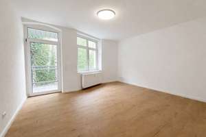 Erstbezug nach Renovierung! 4 Zimmer Wohnung mit moderner EBK im beliebten Stadtfeld-Ost – Friesenstraße 57, 39108 Stadtfeld Ost, Magdeburg – Vorschaubild 2