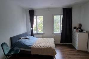 Wohnen mit Charakter: 4-Zimmer-Wohnung in der Nürnberger Altstadt – Die vollständige Adresse der Immobilie erhältst du vom Anbieter., 90403 Altstadt, Sankt Sebald, Nürnberg – Vorschaubild 3