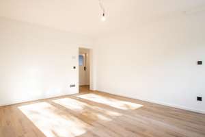 KEINE KÄUFERPROVISION Schick sanierte Erdgeschosswohnung mit Westbalkon in Bielefeld Sennestadt – Die vollständige Adresse der Immobilie erhältst du vom Anbieter., 33689 Sennestadt, Bielefeld – Vorschaubild 5