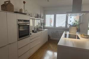 Stgt-Heusteigviertel-tolles Wohnen in einer gigantischen 2 Zi-Whg mit EBK – Heusteigstr. 41, 70180 Heusteigviertel, Stuttgart – Vorschaubild 10
