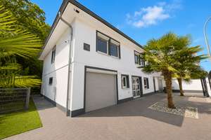 Stadtvilla mit Einliegerwohnung in Frankfurt 2 Garagen,2 Stellplätzen, Terrasse & Garten – 65931 Sindlingen, Frankfurt am Main – Vorschaubild 3