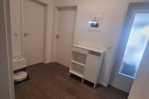 Helle 2 Zimmer Wohnung in der Südstadt nah am Maschsee - Tiefgarage, Aufzug, Balkon, Einbauküche – Alte Döhrener Str. 80a, 30173 Südstadt, Hannover – Vorschaubild 9