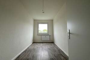 Frisch saniert mit Balkon – Ihr neues Zuhause wartet – Dr.-Salvador-Allende-Straße 248, 9119 Kappel, Chemnitz – Vorschaubild 6