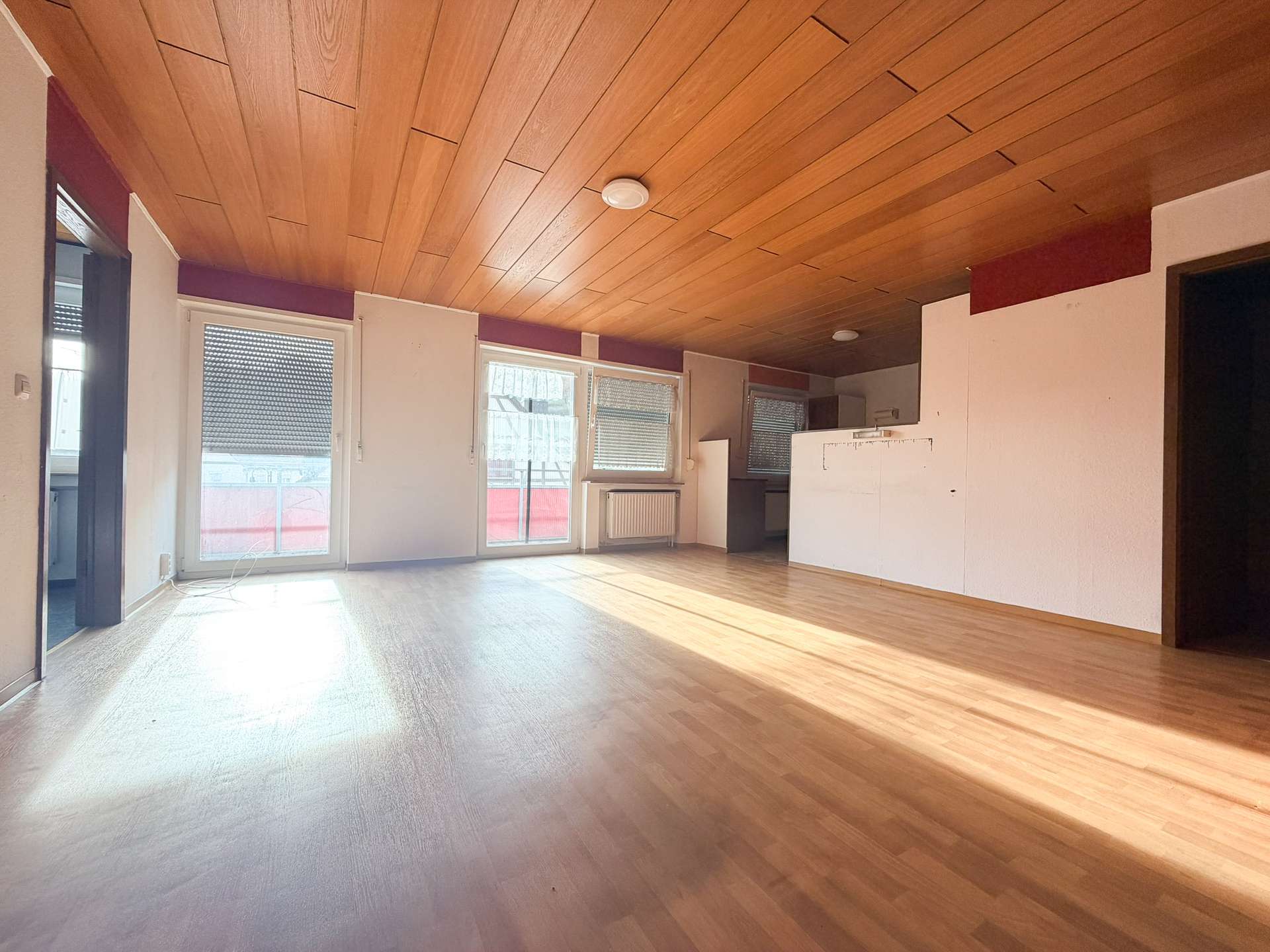 Immobilie in Roigheim - Wohn-/Geschäftshaus mit Entwicklungspotenzial - Bild 3