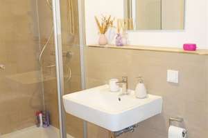 Attraktive 3 Zimmer Wohnung  inkl.  EBK , 2 Bäder, Fußbodenheizung,  Süd-Balkon – Frank-Zappa-Str 22, 40235 Flingern Nord, Düsseldorf – Vorschaubild 17