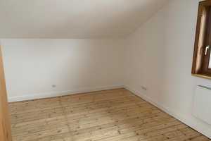 Charmantes, freistehendes Einfamilienhaus mit viel Platz – Tölzer Straße 31, 83677 Bad Tölz-Wolfratshausen (Kreis) – Vorschaubild 16
