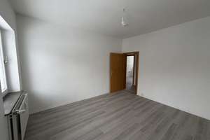 Ankommen, wohlfühlen, zuhause sein – Renovierte 3-Zimmer-Wohnung in Salzgitter-Bad – Breite Straße 8, 38259 Salzgitter-Bad, Salzgitter – Vorschaubild 2