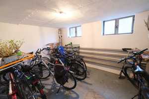 3-Zimmerwohnung in toller und ruhiger Lage von Zerzabelshof - Balkon und Einbauküche vorhanden – Nürnberg – Vorschaubild 26