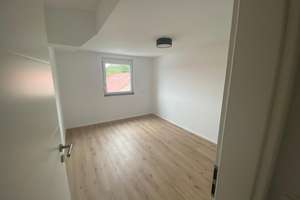 Ansprechende 4-Zimmer-Doppelhaushälfte mit Einbauküche in Lehrensteinsfeld, Lehrensteinsfeld – Schloßstraße 25/2, 74251 Lehrensteinsfeld – Vorschaubild 8