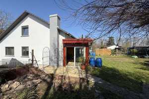 Großzügiges Familienhaus mit Garten/2 Garagen und Stellplätze in 66740 Steinrausch zu verkaufen – Saarlouis (Kreis) – Vorschaubild 1
