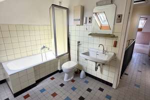 Wohn- und Geschäftshaus mit 11 Zimmern und großer Halle, Maklerfrei – Prinzenstraße 155, 53175 Friesdorf, Bonn – Vorschaubild 24