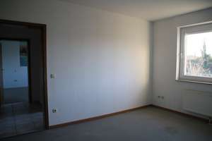 3-Familienhaus 230 m² mit Balkonen, Garten, Garagen u. Stellplätzen – Die vollständige Adresse der Immobilie erhältst du vom Anbieter., 52428 Jülich – Vorschaubild 19
