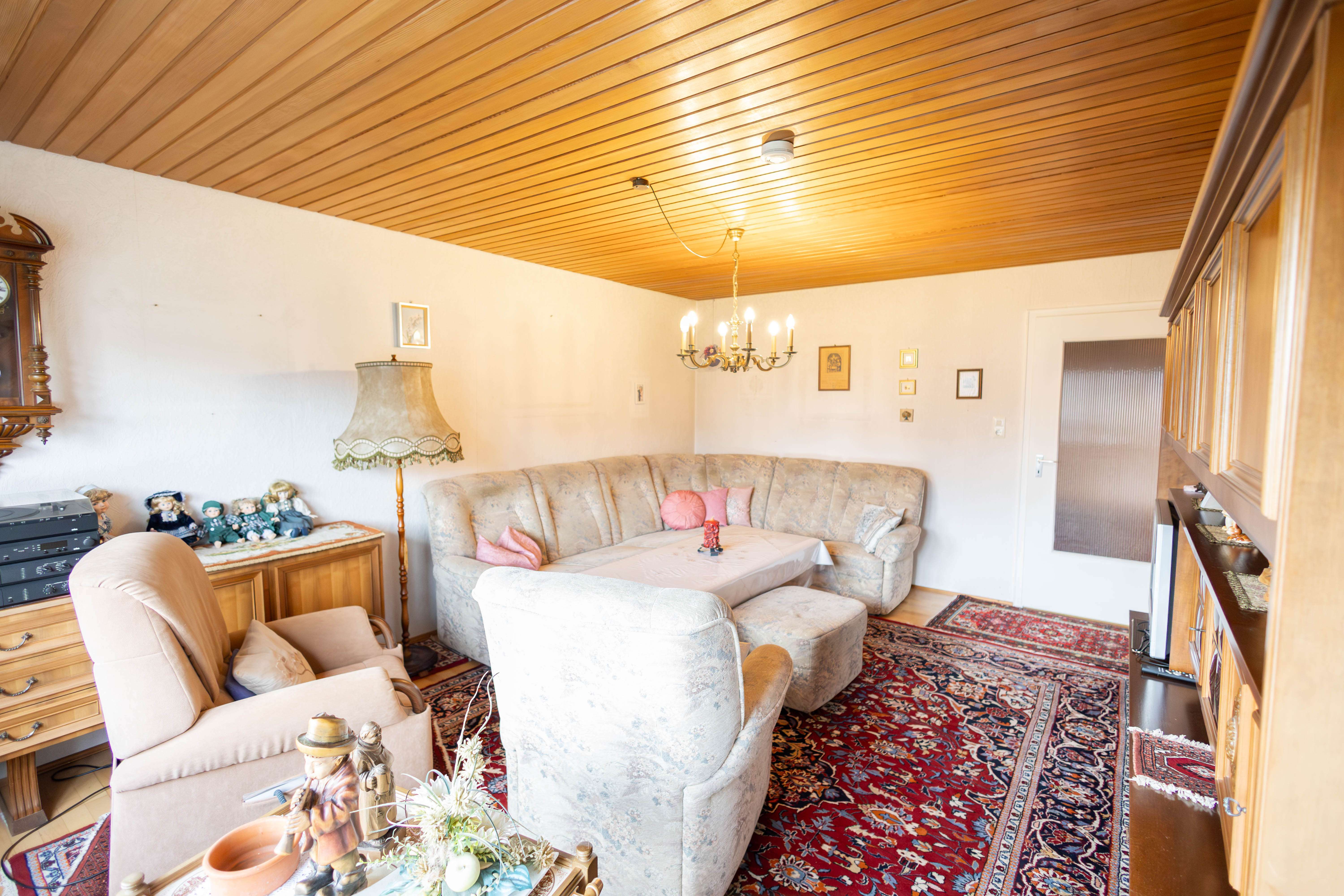 Immobilie in Veitsbronn - Zweifamilienhaus I Großer Garten I Herausragende Lage - Bild 1