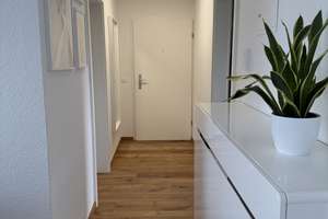 Moderne *kernsanierte* 3-Zimmer Wohnung mit Balkon und Stellplatz – Paul-Lincke-Str. 16, 70195 Botnang-Nord, Stuttgart – Vorschaubild 9