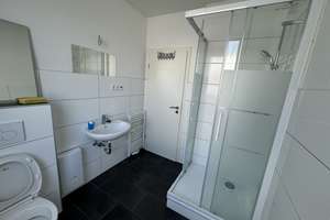 WG geeignet / Schöne helle 2 Zimmer Wohnung mit Einbauküche – Oranierring 15, 47803 Inrath/Kliedbruch, Krefeld – Vorschaubild 18