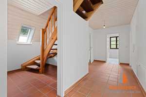 KAUFZUSAGE! *** EIN- BZW. ZWEIFAMILIENHAUS MIT GARTEN, BALKON, TERRASSE & POTENZIELLEN BAUPLATZ *** – Augsburg (Kreis) – Vorschaubild 8